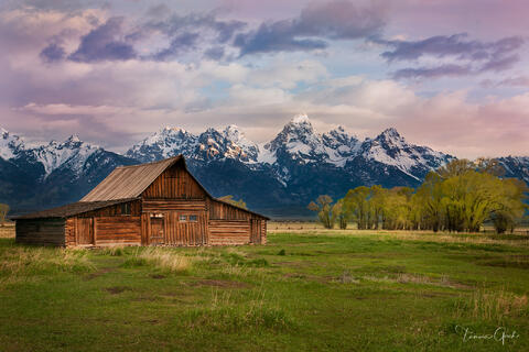 Moulton Barn