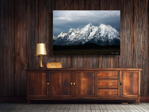 Room photo of the Teton Mountains