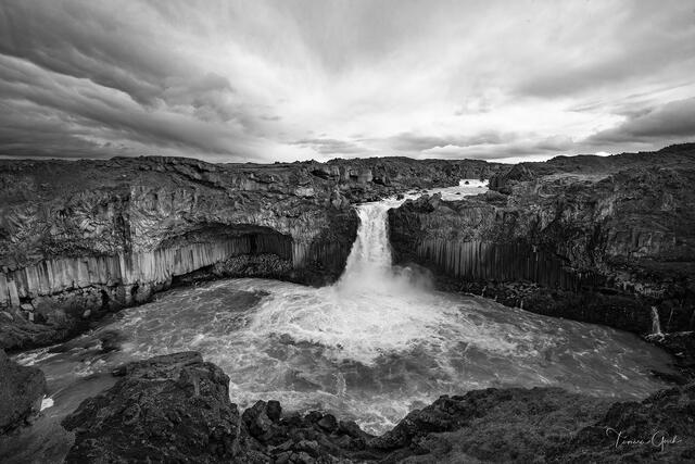 Aldeyjarfoss Waterfall print