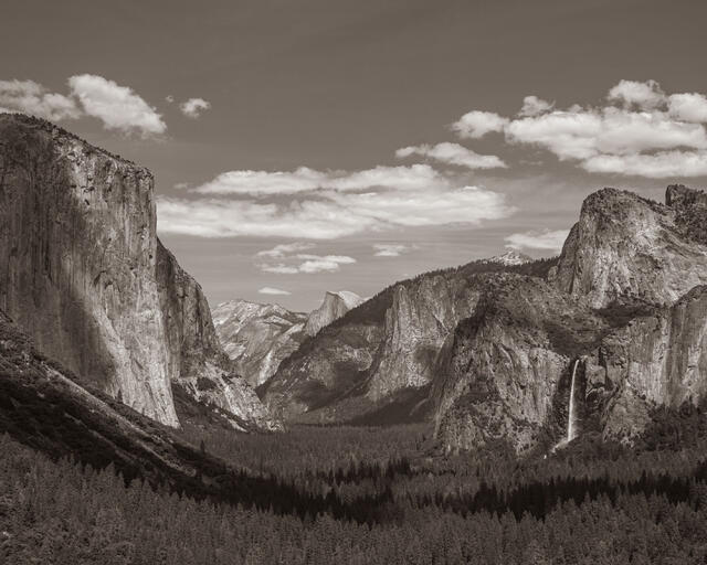 Yosimite Tunnel View print